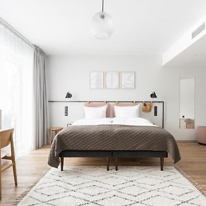 Suite Two Rooms